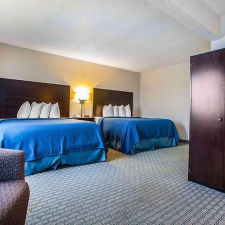 Quality Inn & Suites Ankeny-Des Moines Екстериор снимка