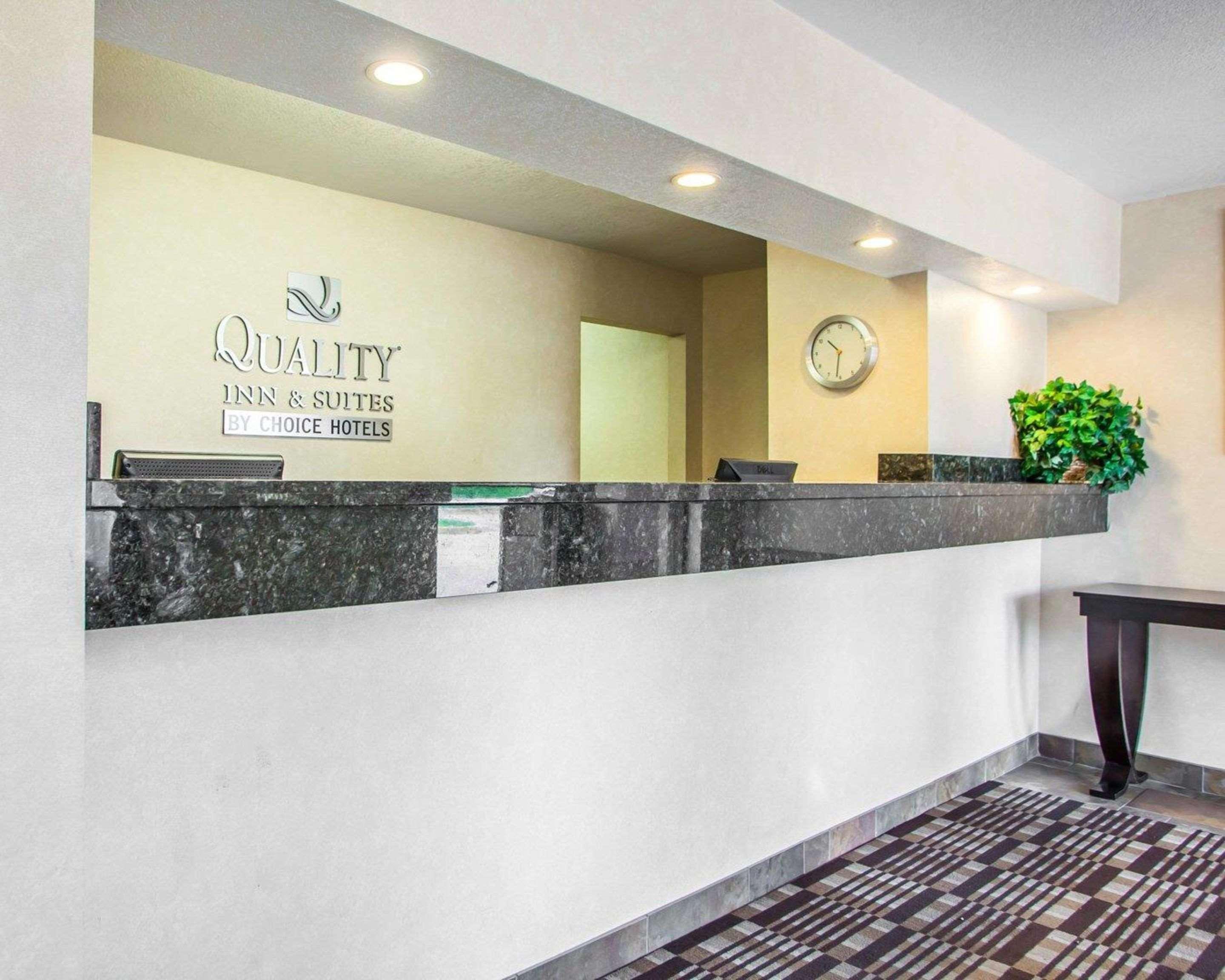 Quality Inn & Suites Ankeny-Des Moines Екстериор снимка